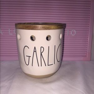 Rae Dunn GARLIC ceramic cellar with wood lid